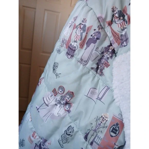 Disney Parks Haunted‎ Mansion Sherpa Puffer Women's  Jacket Plus Size 2X - Picture 10 of 16